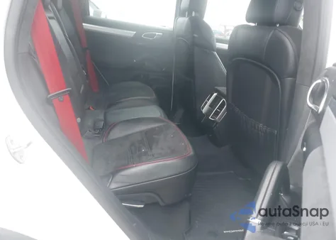 2016 Porsche Cayenne Gts из США, поврежденный, VIN WP1AD2A27GLA72017